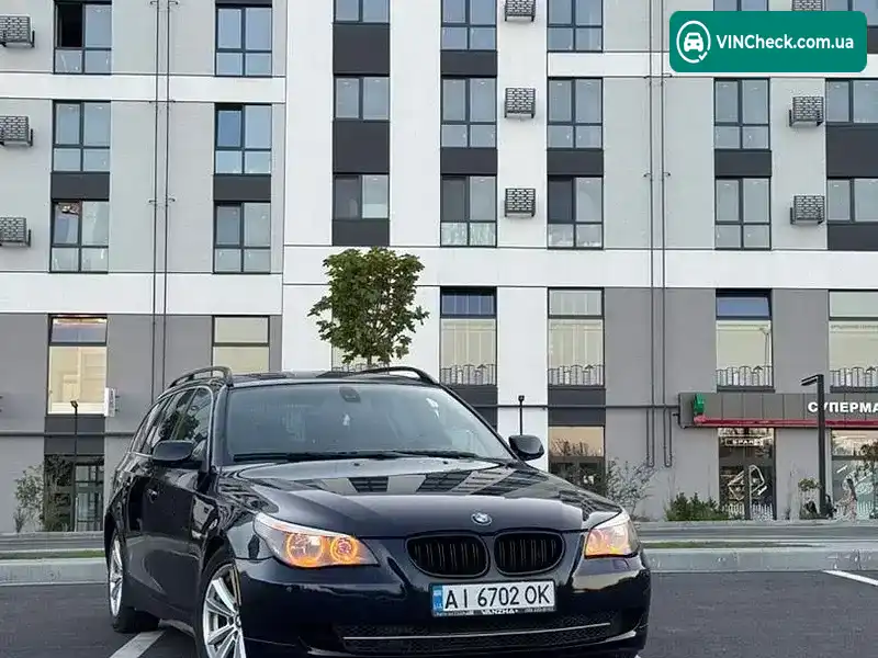 BMW 5 Series 2004, фото з оголошення 2 з 20, VIN WBANJ510X0B406464