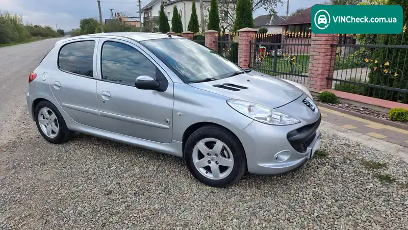 Peugeot 206 2012, фото з оголошення 1 з 9, VIN VF32M8HR0CY036418