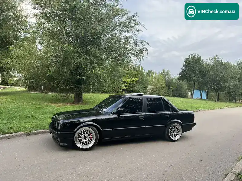 BMW 3 Series 1989, фото з оголошення 2 з 20, VIN WBAAD51030ED46096