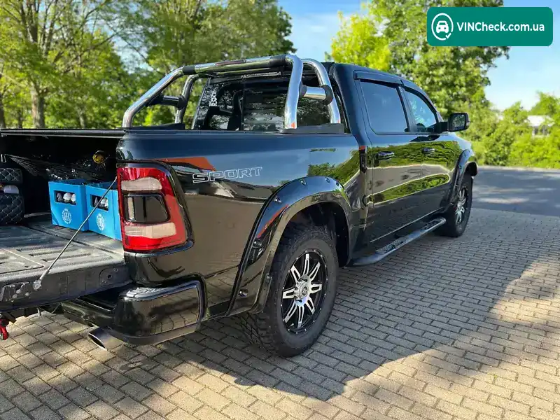 Ram 1500 2019, фото з оголошення 1 з 21, VIN 1C6SRFFM3LN248995