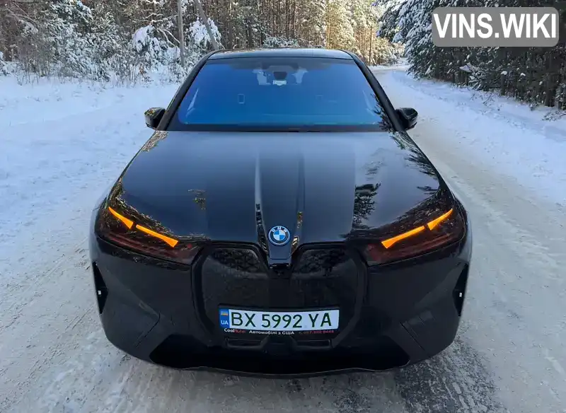 BMW iX 2023, фото з оголошення 1 з 21, VIN WB523CF08RCP18427