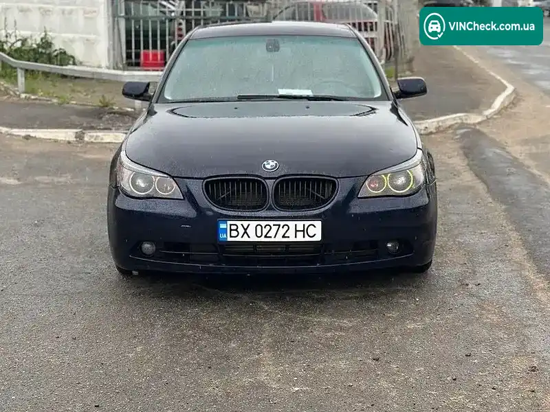 BMW 5 Series 2004, фото з оголошення 1 з 10, VIN WBANA735X4B804137
