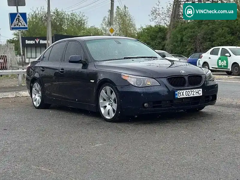 BMW 5 Series 2004, фото з оголошення 2 з 10, VIN WBANA735X4B804137