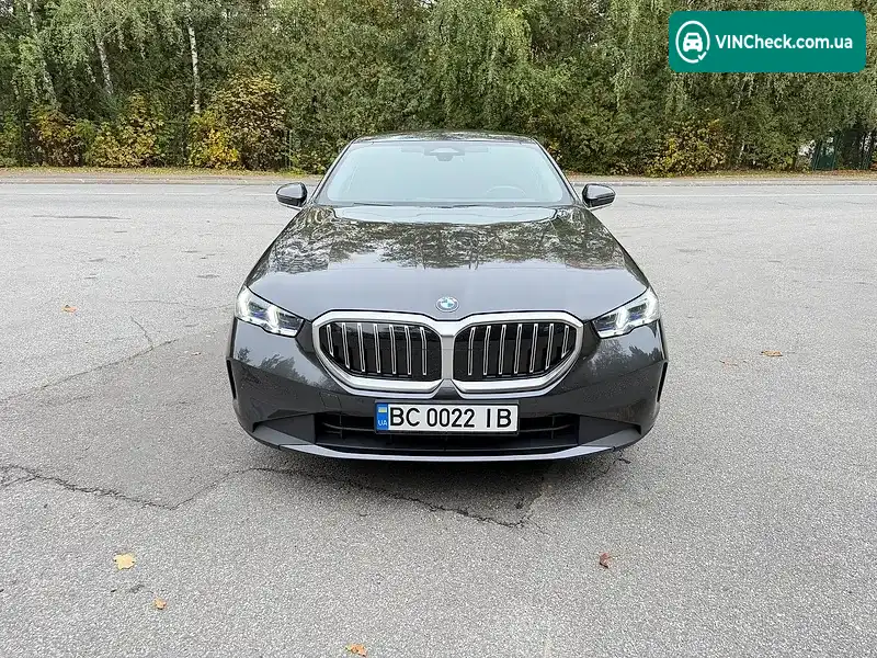 BMW 5 Series 2024, фото з оголошення 2 з 20, VIN WBA11FJ090CS66969