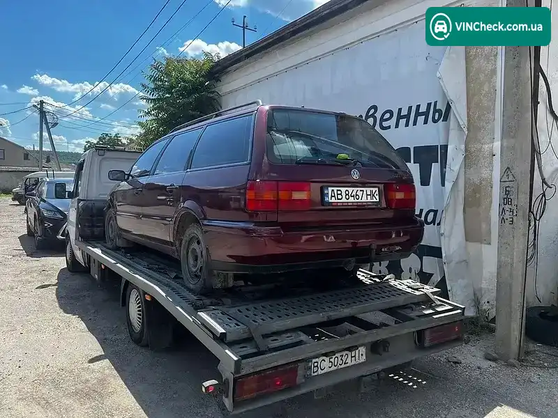 Volkswagen Passat 1995, фото з оголошення 2 з 8, VIN WVWZZZ3AZSE116862