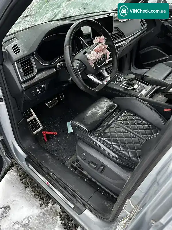 Audi SQ5 2018, фото з оголошення 2 з 17, VIN VF3BZDHXA12592377