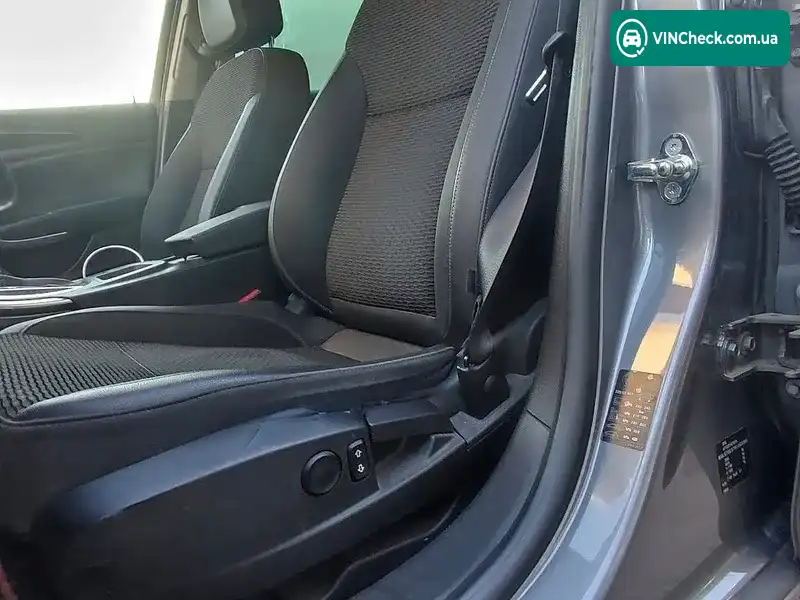 Opel Insignia 2017, фото з оголошення 2 з 13, VIN W0LGT8E37H1065990