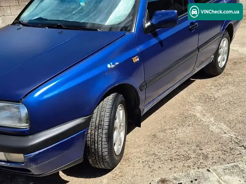 Volkswagen Vento 1995, фото з оголошення 2 з 20, VIN WVWZZZ1HZSW566299
