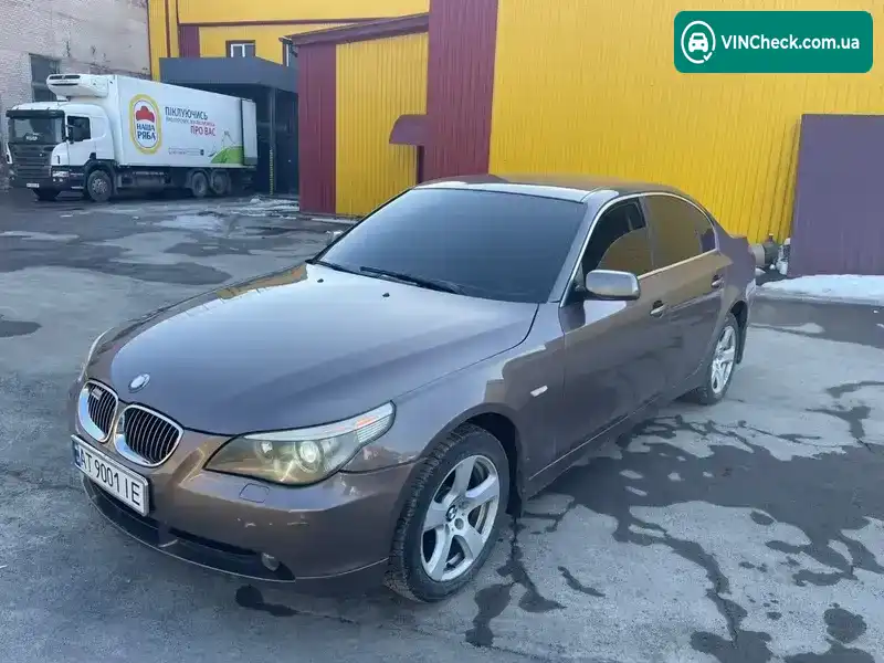 BMW 5 Series 2005, фото з оголошення 1 з 17, VIN WBANE31060B947049
