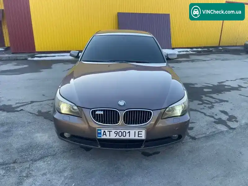 BMW 5 Series 2005, фото з оголошення 2 з 17, VIN WBANE31060B947049