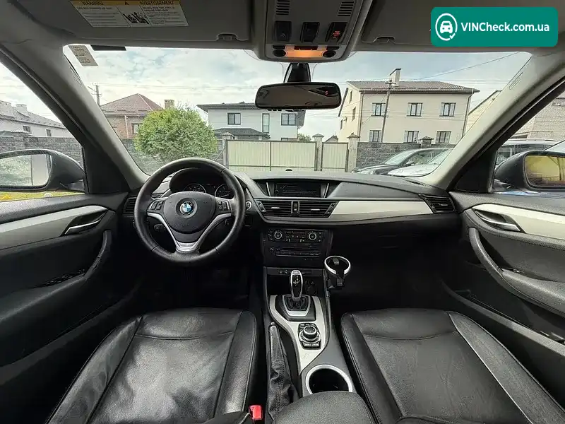 BMW X1 2015, фото з оголошення 2 з 20, VIN WBAVL1C54FVY40284