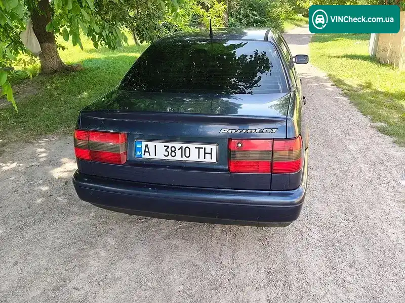 Volkswagen Passat 1994, фото з оголошення 2 з 20, VIN WVWZZZ3AZRE119460