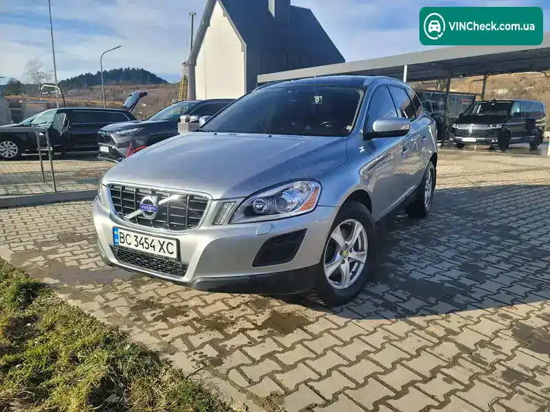 Volvo XC60 2011, фото з оголошення 1 з 8, VIN YV1DZ8256C2243383
