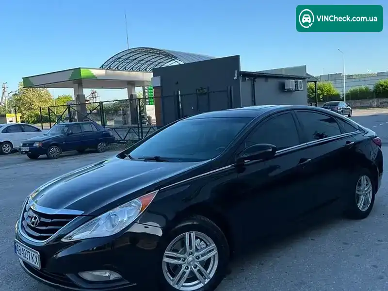 Hyundai Sonata 2010, фото з оголошення 2 з 20, VIN 5NPEB4AC3BH082196