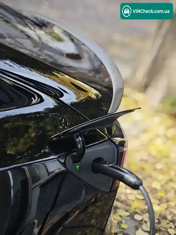 Tesla Model 3 2024, фото з оголошення 2 з 18, VIN 5YJ3E1EA3RF871060