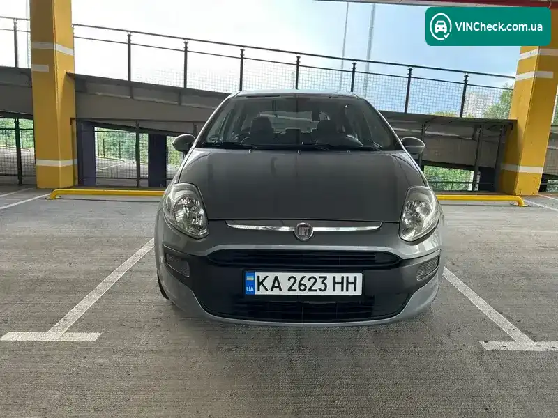 Fiat Punto 2010, фото з оголошення 2 з 17, VIN ZFA19900001688973