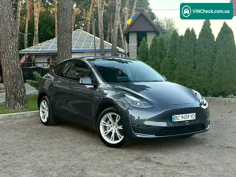 Tesla Model Y 2023, фото з оголошення 2 з 20, VIN 7SAYGDEE2PF928515