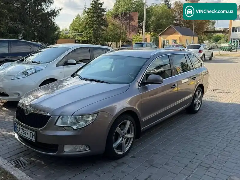 Skoda Superb 2012, фото з оголошення 1 з 14, VIN TMBJB73T1C9056591