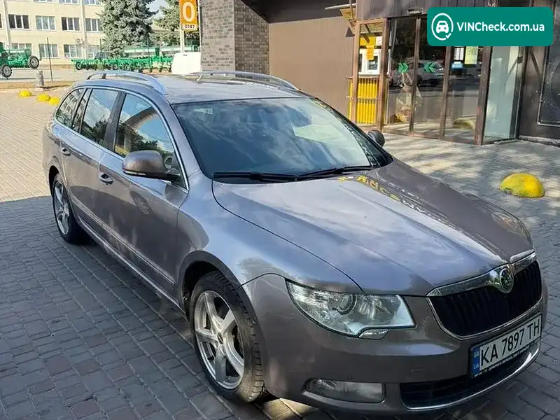 Skoda Superb 2012, фото з оголошення 2 з 14, VIN TMBJB73T1C9056591