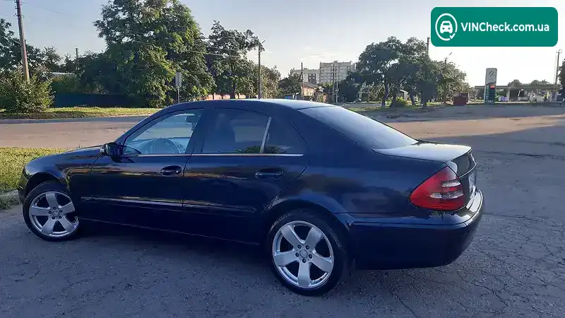 Mercedes-Benz E-Class 2004, фото з оголошення 1 з 9, VIN WDB2110161A639075