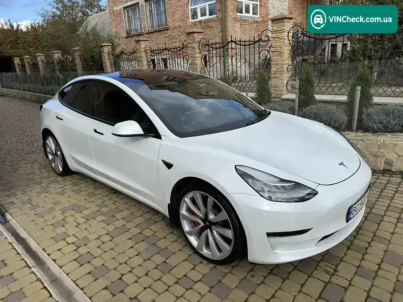 Tesla Model 3 2018, фото з оголошення 2 з 19, VIN 5YJ3E1EB4JF072630