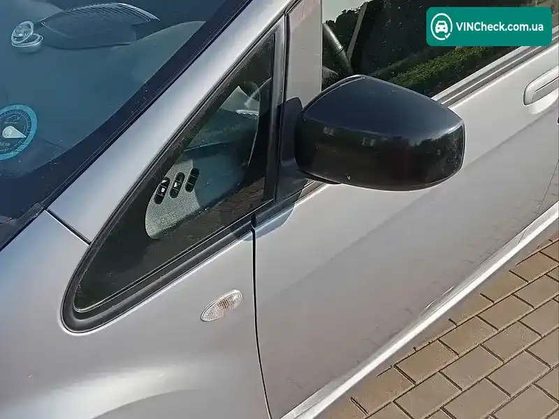 Peugeot iOn 2014, фото з оголошення 2 з 20, VIN VF31NZKYZFU800567