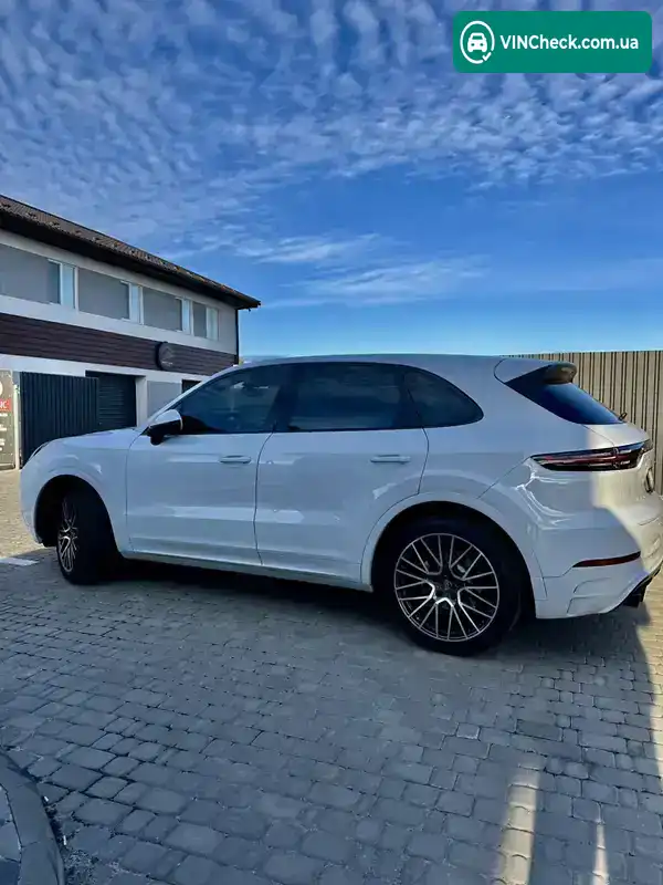 Porsche Cayenne 2018, фото з оголошення 1 з 21, VIN WP1ZZZ9YZKDA02084