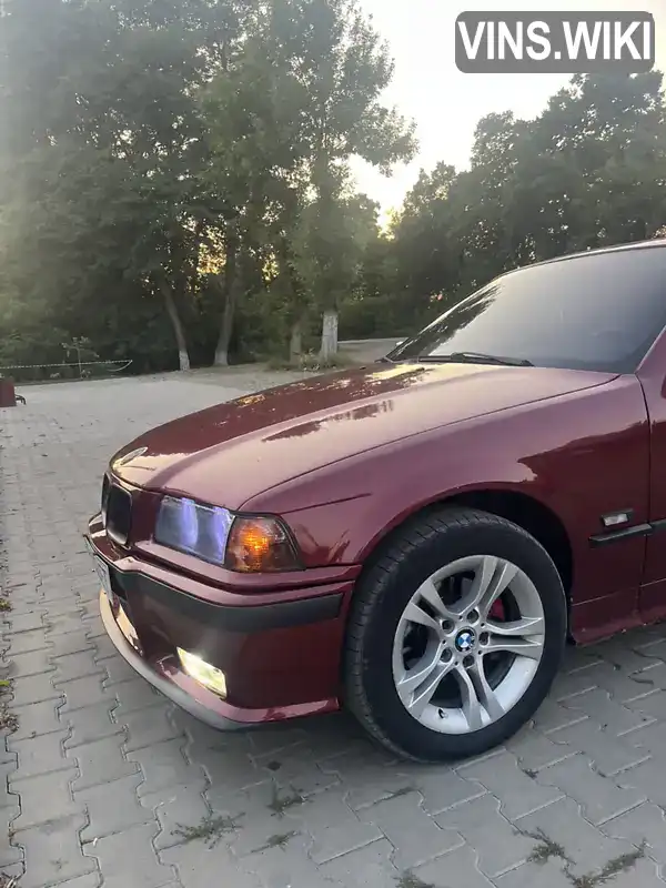 BMW 3 Series 1992, фото з оголошення 2 з 21, VIN WBACC11000FF41961