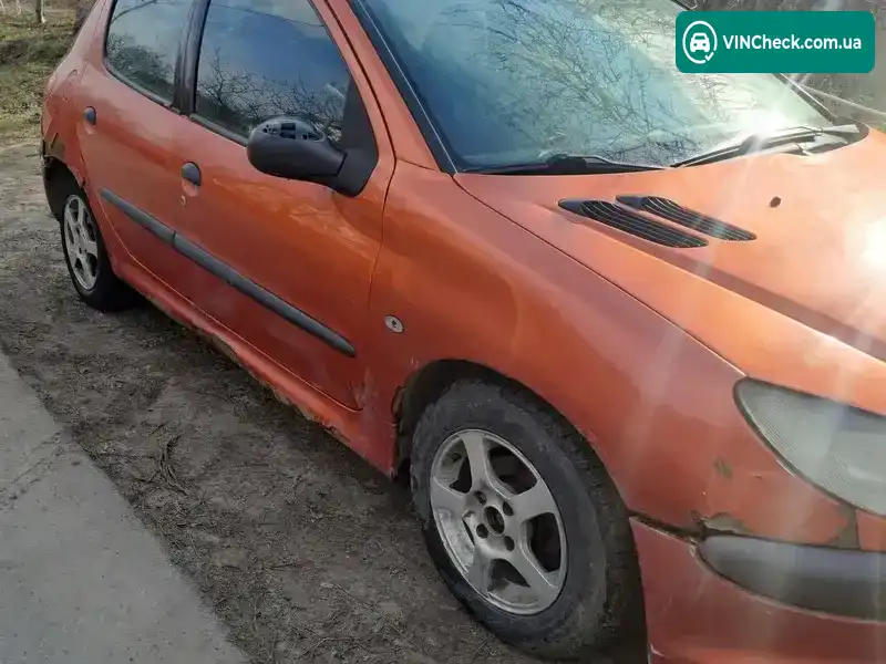 Peugeot 206 2000, фото з оголошення 2 з 5, VIN VF32AKFWF41274571