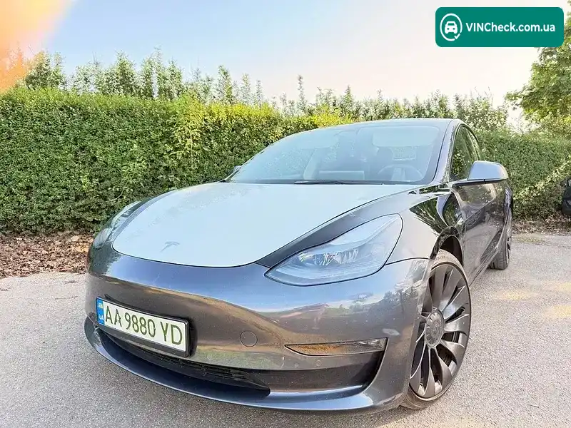 Tesla Model 3 2021, фото з оголошення 2 з 18, VIN LRW3E7EC9MC420979