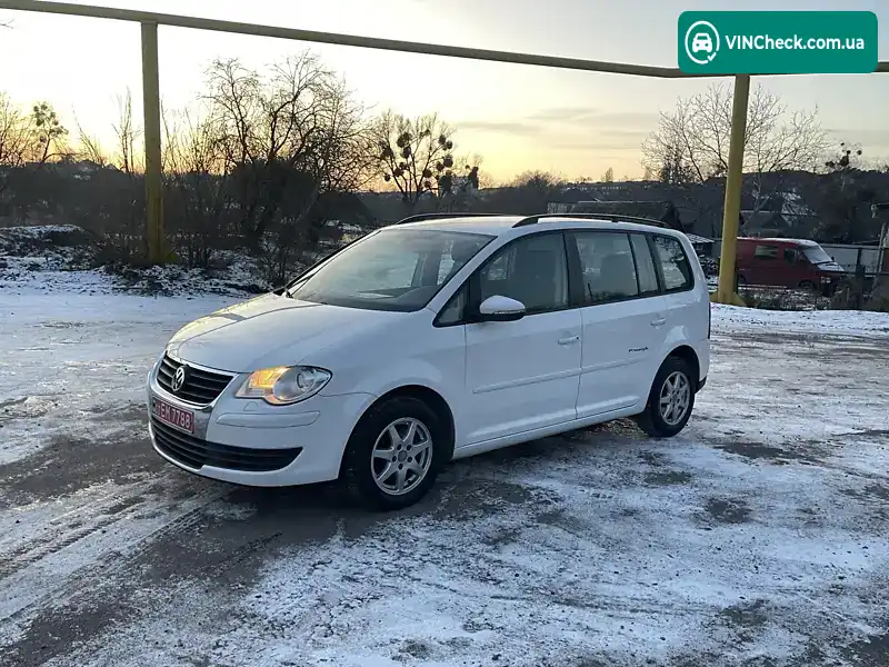 Volkswagen Touran 2010, фото з оголошення 2 з 20, VIN WVGZZZ1TZAW041024