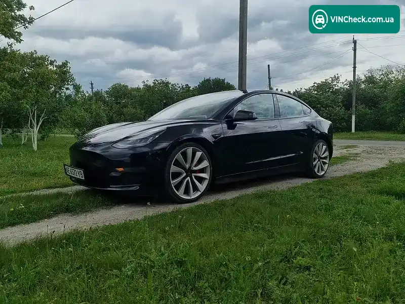 Tesla Model 3 2018, фото з оголошення 1 з 7, VIN 5YJ3E1EB2JF082671