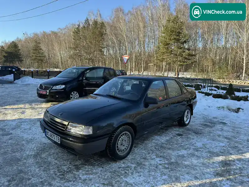 Opel Vectra 1990, фото з оголошення 1 з 12, VIN W0L000087M5016384