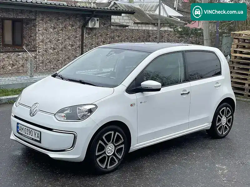 Volkswagen Up 2013, фото з оголошення 1 з 20, VIN WVWZZZAAZED902179