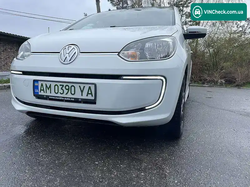 Volkswagen Up 2013, фото з оголошення 2 з 20, VIN WVWZZZAAZED902179