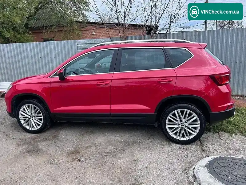 SEAT Ateca 2018, фото з оголошення 2 з 21, VIN VSSZZZ5FZK6507435