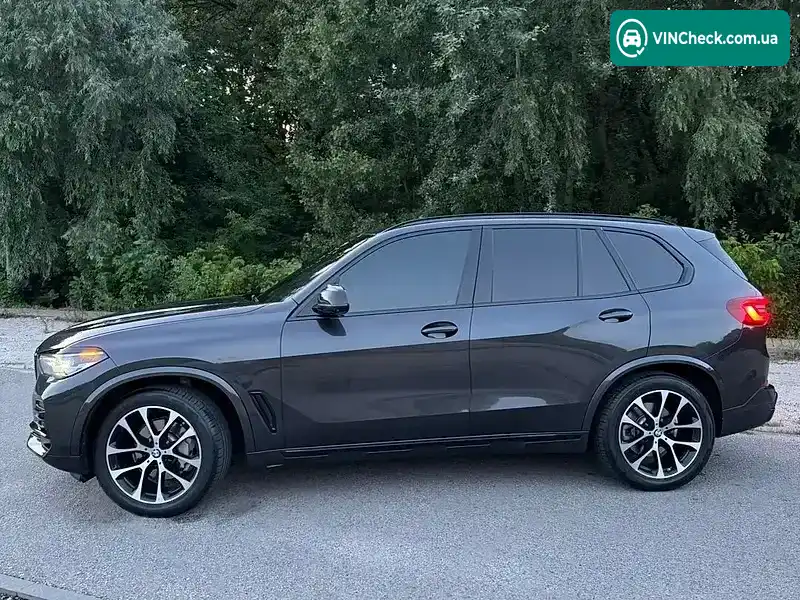 BMW X5 2023, фото з оголошення 2 з 18, VIN 5UXCR6C08P9R61189