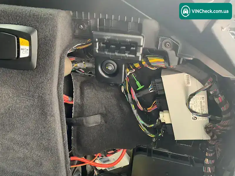 BMW 5 Series 2013, фото з оголошення 2 з 20, VIN WBAMX11080DY12185