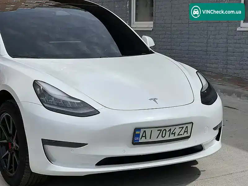 Tesla Model 3 2019, фото з оголошення 2 з 20, VIN 5YJ3E1EA6KF483973