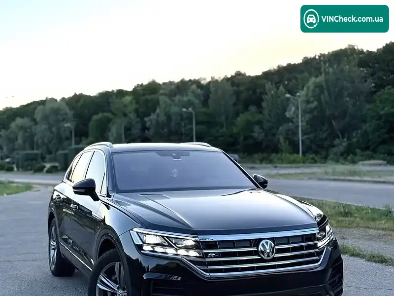 Volkswagen Touareg 2018, фото з оголошення 2 з 19, VIN WVGZZZCRZKD002343