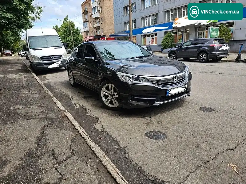 Honda Accord 2016, фото з оголошення 1 з 20, VIN 1HGCR2F33GA202241