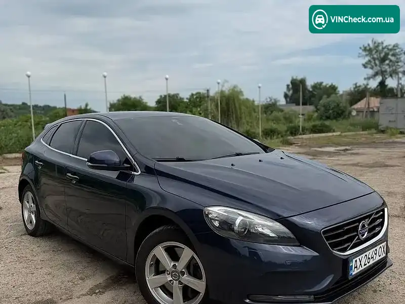 Volvo V40 2013, фото з оголошення 1 з 12, VIN YV1MV5151D2032723