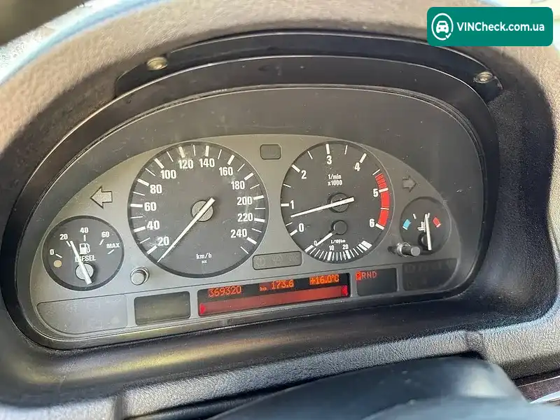 BMW X5 2004, фото з оголошення 2 з 10, VIN WBAFB71030LW36239