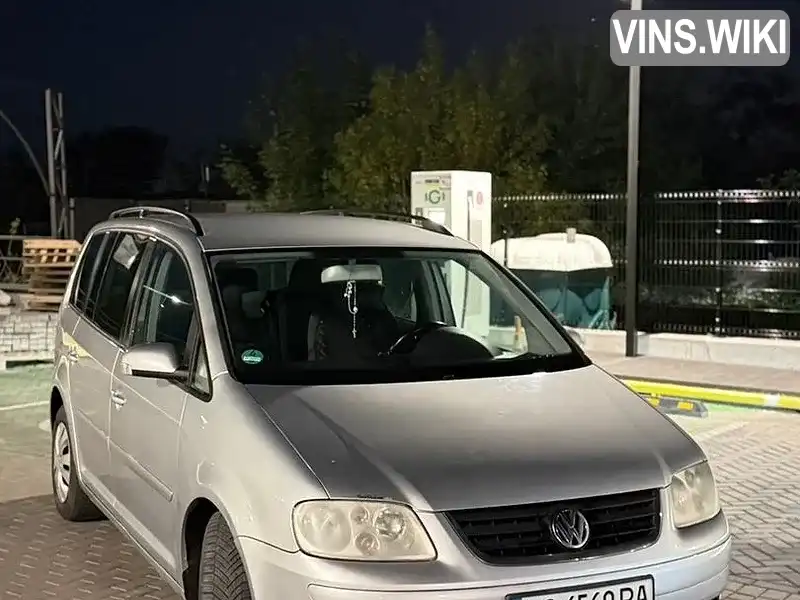 Volkswagen Touran 2004, фото з оголошення 2 з 17, VIN WVGZZZ1TZ5W013956