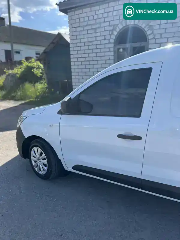 Renault Express 2023, фото з оголошення 2 з 13, VIN VF1RJK00X70753799