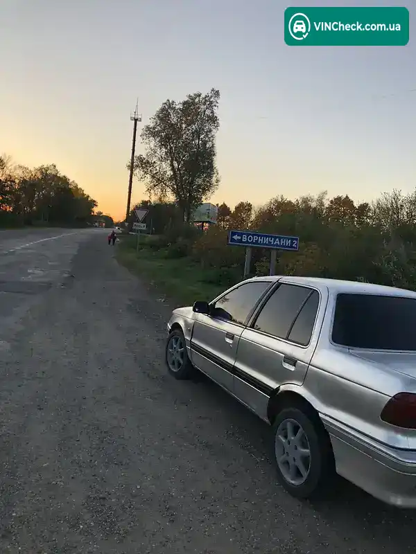 Mitsubishi Lancer 1989, фото з оголошення 1 з 8, VIN JMBSNC62AKU460960