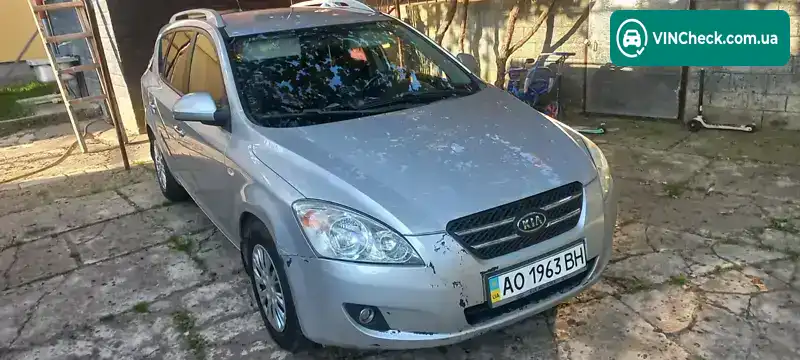 Kia Ceed 2008, фото з оголошення 2 з 10, VIN U5YFF52328L057536