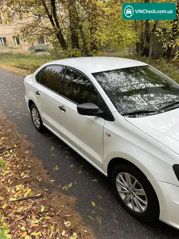 Volkswagen Polo 2019, фото з оголошення 1 з 11, VIN XW8ZZZ61ZLG017301