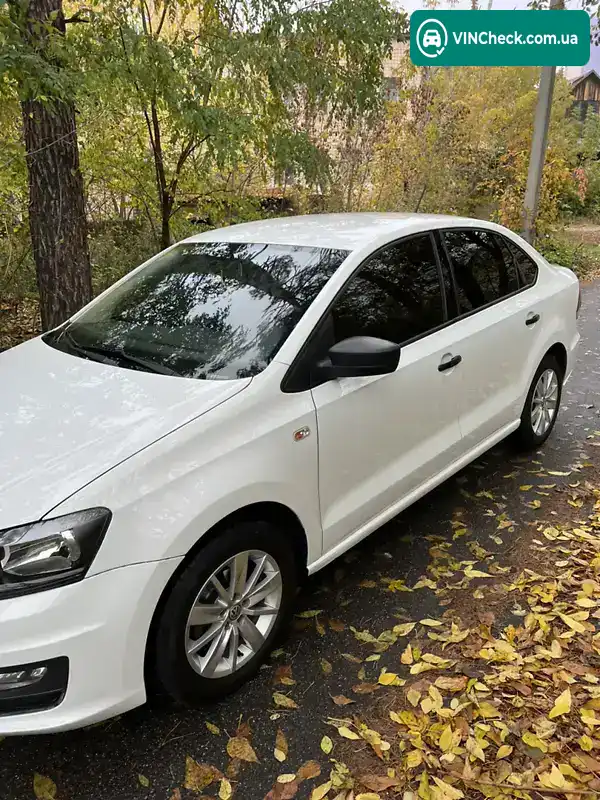 Volkswagen Polo 2019, фото з оголошення 2 з 11, VIN XW8ZZZ61ZLG017301