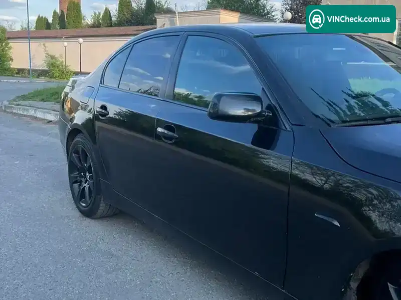 BMW 5 Series 2003, фото з оголошення 2 з 20, VIN WBANC720X0B331723